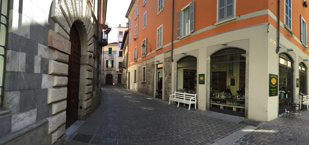 Ancient Courtyard Bonanomi In Como Historic Centre ห้อง รูปภาพ