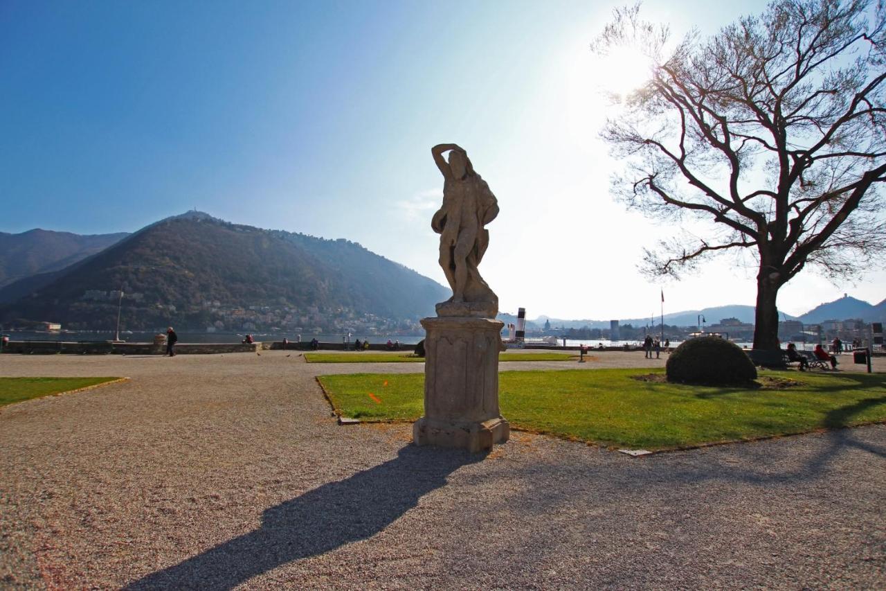 Ancient Courtyard Bonanomi In Como Historic Centre ภายนอก รูปภาพ